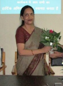 Dr. Arti tiwari
